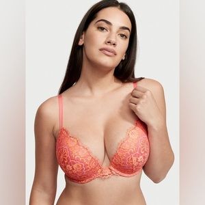 Victoria’s Secret Dream Angels Crossdye Lace Push-Up 38-D